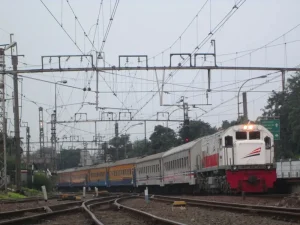 Beyond Bali: Exploring Indonesia’s Hidden Gems by Local Transport