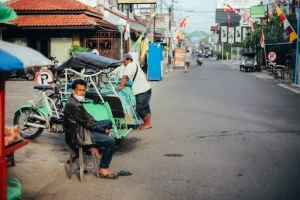 eSIM vs. Physical SIM in Indonesia: Which is Better for Your Bali Adventure?