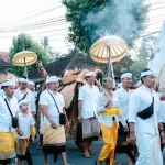 Is it Rude to Refuse? Navigating Social Customs in Indonesia
