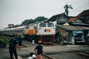 Navigating Indonesia: Essential Transportation Tips for First-Time Visitors