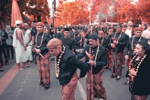 Respecting Local Traditions: A Traveler’s Guide to Indonesia’s Ethnic Diversity