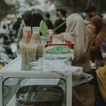 Indonesian Food Etiquette: Dining Like a Local, Respecting Traditions