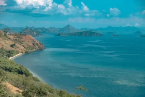 Best Souvenirs from Labuan Bajo: A Traveler’s Checklist