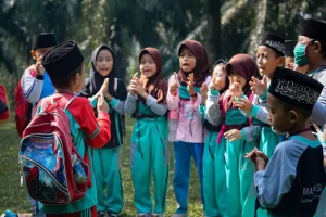 Do I Need to Learn Bahasa Indonesia for My Trip? (The Real Answer)
