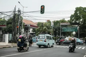 Avoid Roaming Fees: The Smart Traveler’s Guide to Indonesian SIM Cards
