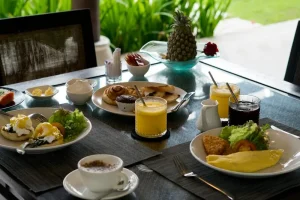 Eating Your Way Through Seminyak: Top Restaurants &amp; Cafes